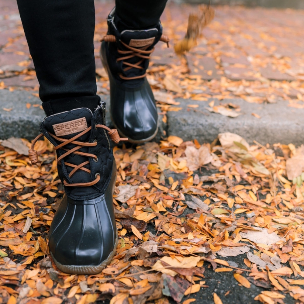 ISO Women's Sperry Duck Boots